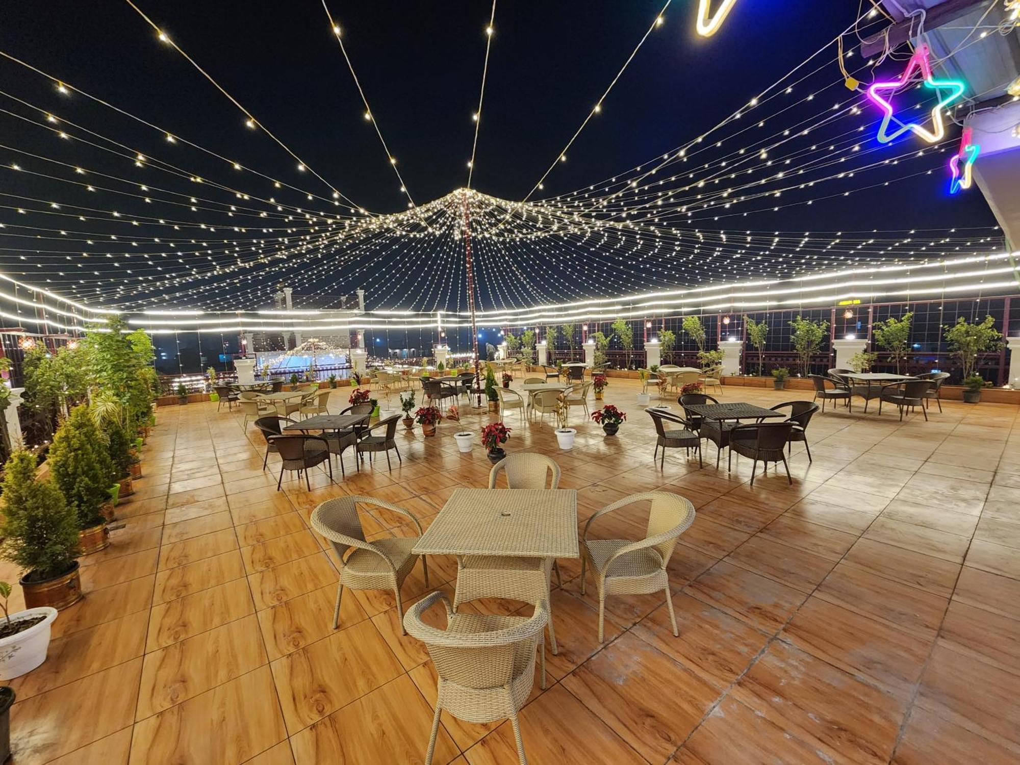 Hotel Sun Haven Greater Noida Luaran gambar