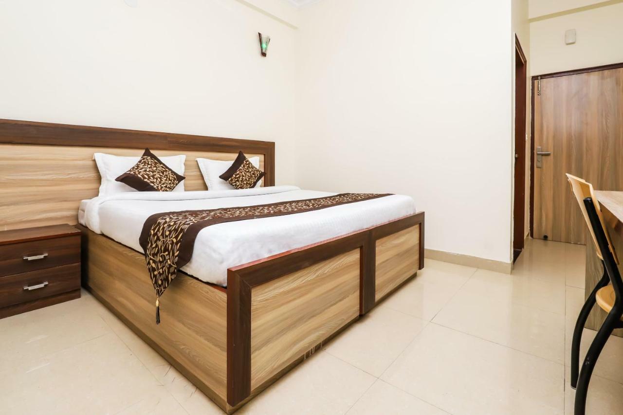 Hotel Sun Haven Greater Noida Bilik gambar